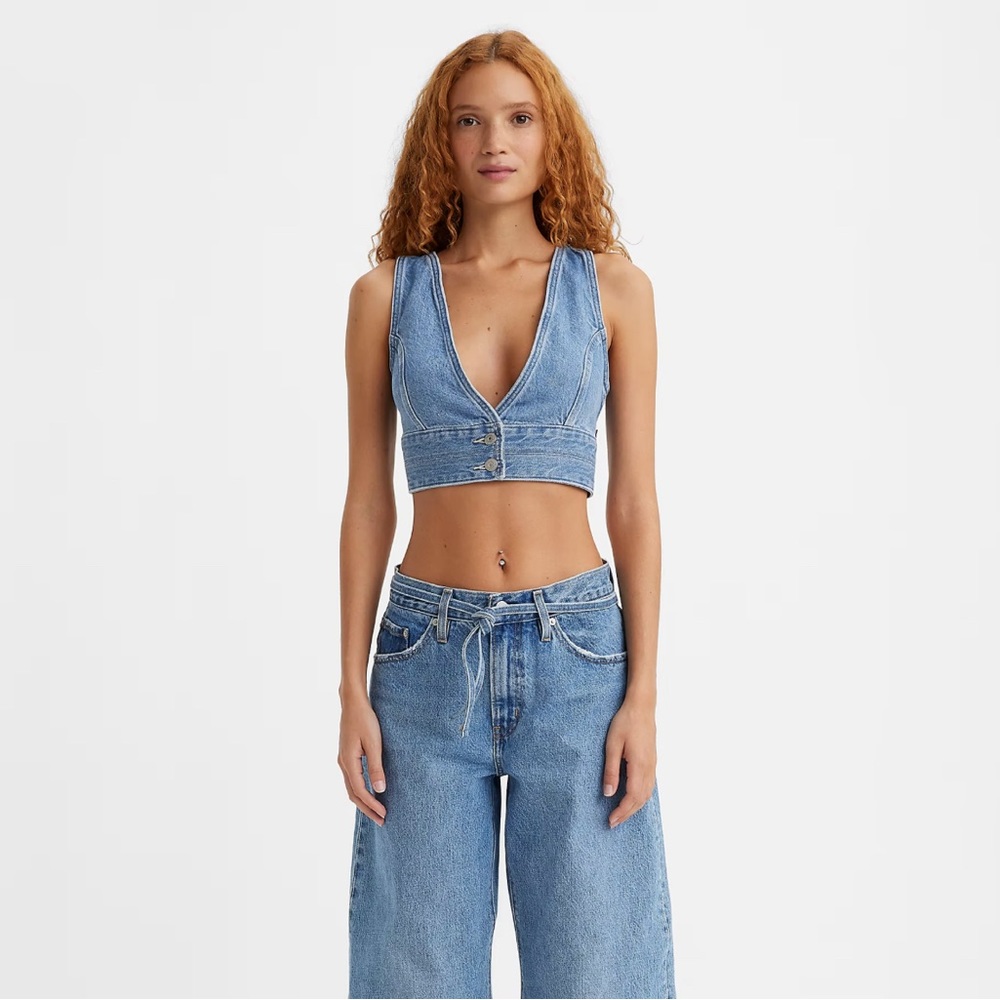 NWT Levi’s Raine Denim Crop Top Size Small